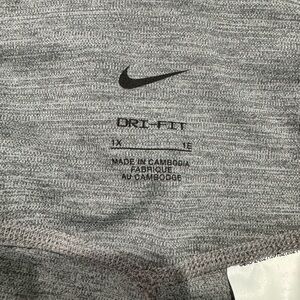 Nike plus size cropped legging